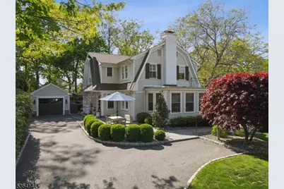 15 Hawthorne Pl, Summit, NJ 07901 - Photo 1