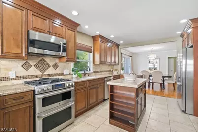 15 Cambridge Ter, Springfield, NJ 07081 - Photo 1