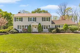 32 Platz Dr, Montgomery Township, NJ 08558 - Photo 1