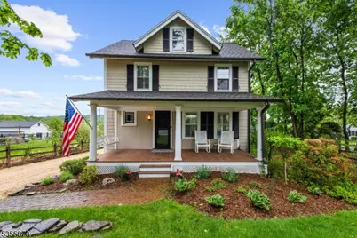 985 Old Chester Rd, Chester, NJ 07931 - Photo 1