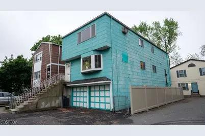 588 Thomas Blvd, East Orange, NJ 07017 - Photo 1