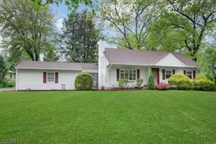 61 Fieldcrest Rd, Parsippany, NJ 07054 - Photo 1