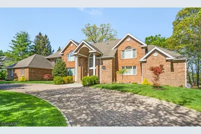 30 Mountain Ridge Dr, Livingston, NJ 07039 - Photo 1