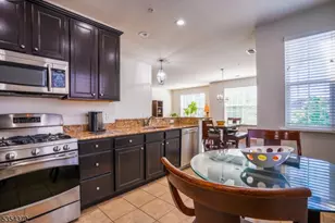 52 Station Sq, Union Township, NJ 07083 - Photo 1