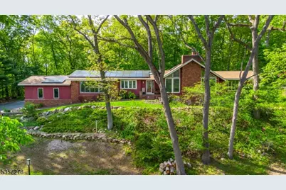 8 Reger Rd, Chester, NJ 07836 - Photo 1