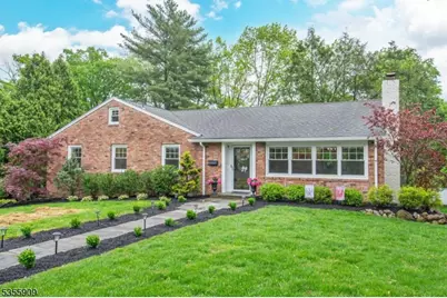 18 Winding Way, Madison, NJ 07940 - Photo 1