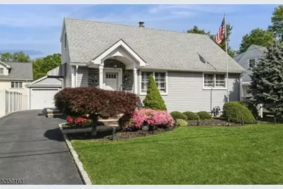 31 Craig Pl, Bloomfield, NJ 07003 - Photo 1