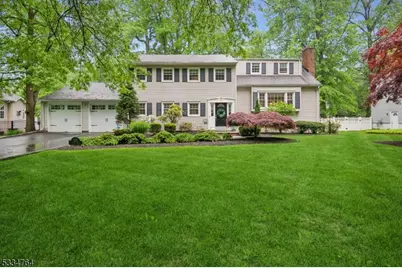 113 Sutton Dr, Berkeley Heights Township, NJ 07922 - Photo 1