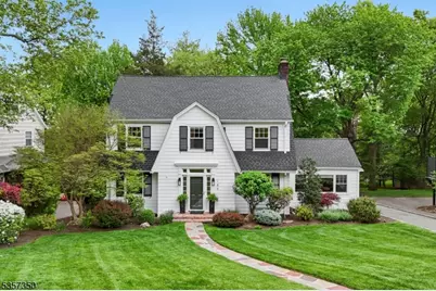 186 Mayhew Dr, South Orange, NJ 07079 - Photo 1