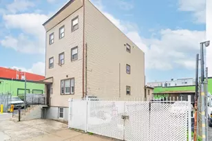 179 Thomas St, Newark, NJ 07114 - Photo 1