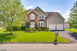 9 Colgate Ct, Franklin Township, NJ 08873 - Photo 1