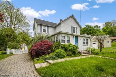 19 Spring St, Ogdensburg, NJ 07439 - Photo 1