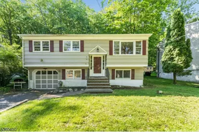 34 Brookwood Dr, Byram Township, NJ 07874 - Photo 1