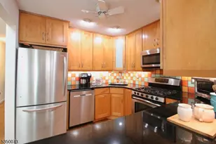 21 Crabapple Ln, Franklin Township, NJ 08823 - Photo 1