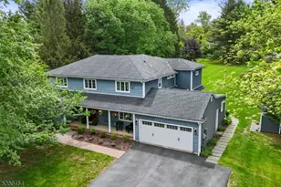 27 Phoenix Dr, Mendham, NJ 07945 - Photo 1