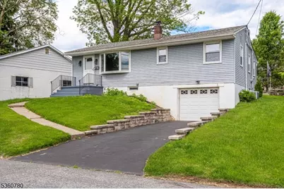 315 Pennsylvania Ave, Pohatcong Township, NJ 08865 - Photo 1