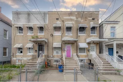 924 E Grand St, Elizabeth, NJ 07201 - Photo 1