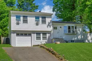 29 Black Oak Dr, Vernon, NJ 07462 - Photo 1