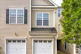 16 Swing Bridge Ln, South Bound Brook Boro, NJ 08880 - Photo 1