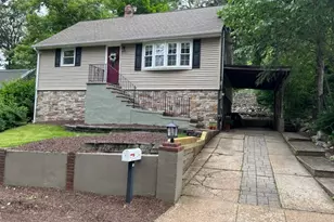 24 Oakwood Dr, Ringwood, NJ 07456 - Photo 1