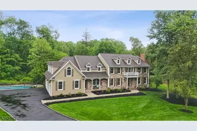 33 Elliott Rd, Long Hill Township, NJ 07946 - Photo 1