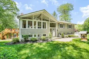 31 Sherwood Ct, West Milford, NJ 07435 - Photo 1