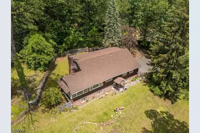 63 Edgemont Rd, Watchung, NJ 07069 - Photo 1