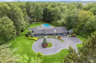 4 Creighton Dr, Livingston, NJ 07039 - Photo 1