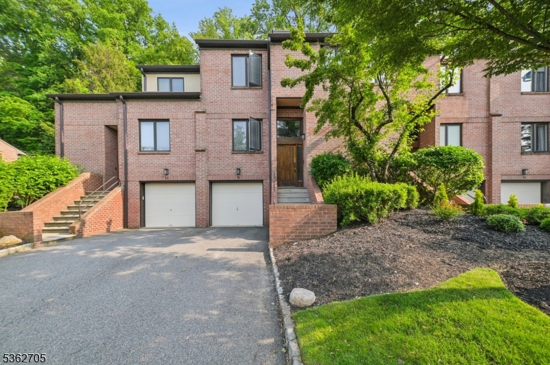 30 Andrea Dr #30, North Caldwell, NJ 07006 - MLS 3967446 - Coldwell Banker
