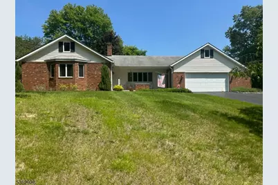 6 Geraldine Dr, Wantage, NJ 07461 - Photo 1