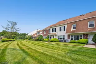 18 Yarmouth Ct, Scotch Plains Township, NJ 07076 - Photo 1