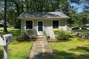 8 Spruce Path, Mount Arlington, NJ 07856 - Photo 1