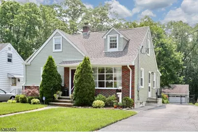 44 Sherman Ave, Hawthorne, NJ 07506 - Photo 1