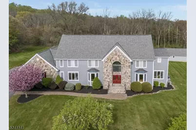 3 Peach Tree Ln, Clinton Township, NJ 08833 - Photo 1