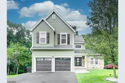 44 Linberger Dr, Bridgewater, NJ 08807 - Photo 1