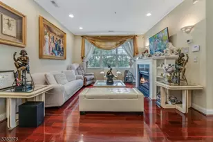 236 Windmill Ct, Lopatcong Township, NJ 08865 - Photo 1