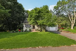 11 Wynding Way, Rockaway Township, NJ 07866 - Photo 1