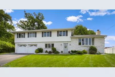 16 Craig Ct, Totowa, NJ 07512 - Photo 1