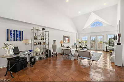 202 Shearwater Ct #51, Jersey City, NJ 07305 - Photo 1