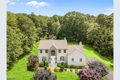 7 Schoolhouse Ln, Mount Olive, NJ 07836 - Photo 1