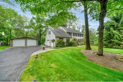 125 Drakestown Rd, Washington Township, NJ 07853 - Photo 1