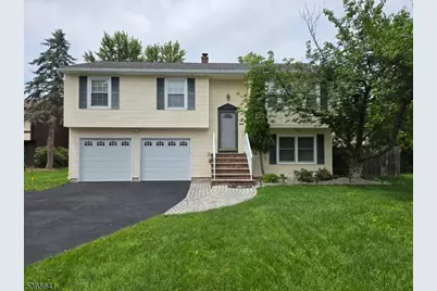 9 Village Ct, Flemington, NJ 08822 - Photo 1