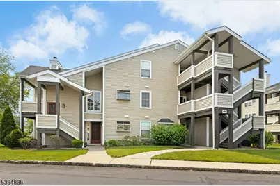 452 Tournament Dr #5, Union Township, NJ 07083 - Photo 1