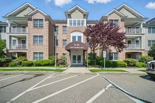 63 Ridgeview Ln, Mount Arlington, NJ 07856 - Photo 1