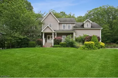 4 Knollwood Ln, Hardyston Township, NJ 07460 - Photo 1