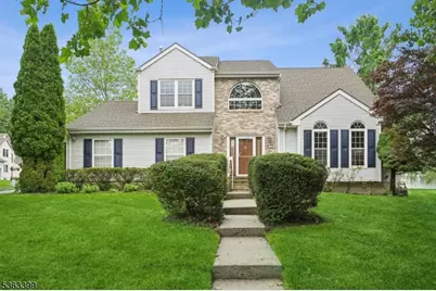 4 Galloway Ct, West Orange Township, NJ 07052 - Photo 1