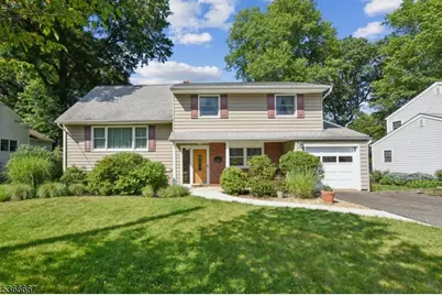 11 Delbarton Dr, Madison, NJ 07940 - Photo 1