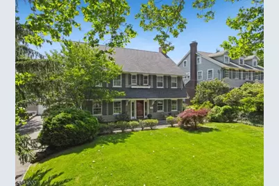 97 Mount Prospect Ave, Verona, NJ 07044 - Photo 1