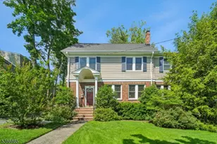 29 Maple Terrace, Millburn, NJ 07041 - Photo 1