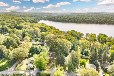 222 Alturas Rd, Vernon, NJ 07422 - Photo 1